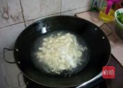 金针菇豆腐汤的做法图解4