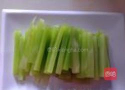 蚝汁老干妈翡翠条的做法图解3