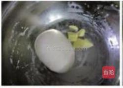 可可螺旋卷的做法图解3