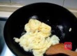 木耳鸡蛋炒油菜的做法图解1