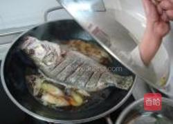 侉炖醋香鱼的做法图解5
