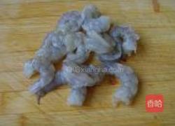 芒果虾仁沙拉的做法图解1