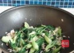 油菜炒虾皮的做法图解6
