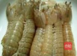 椒盐虾蛄的做法图解1