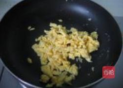 韭菜鸡蛋馅饼的做法图解4