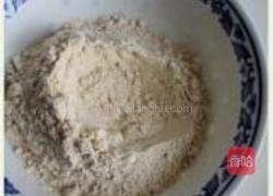 芹菜叶虾皮饼的做法图解2