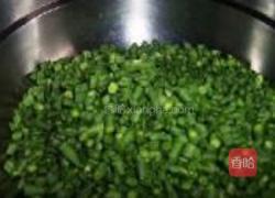 肉末豇豆面的做法图解2