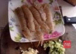 椒盐虾蛄的做法图解1