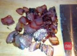 青蒜土豆炒腊肉的做法图解2