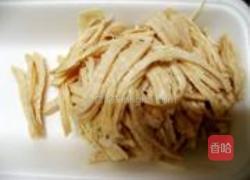 五彩鸡丝拌面的做法图解2