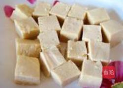 黄花鱼豆腐煲的做法图解3