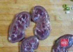 木耳炒猪腰的做法图解3