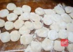 韭菜虾皮鸡蛋水饺的做法图解10