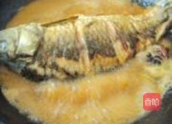 酱烧鲤鱼的做法图解10