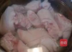 花生黄豆炖猪蹄的做法图解2