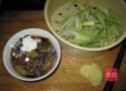 鳝片炒西芹的做法图解5