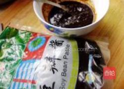 豇豆粒炸酱面的做法图解2
