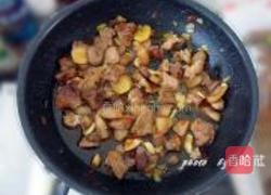 豆干炒肉片的做法图解10