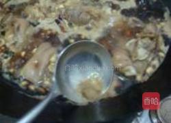 红烧黄豆猪蹄的做法图解7