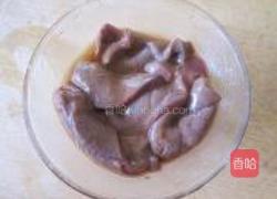 蒲公英猪肝汤的做法图解2