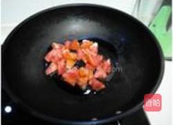 西红柿煎蛋面的做法图解1