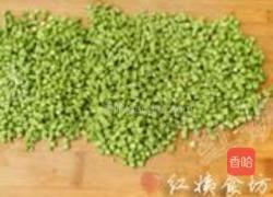 肉末酸豆角的做法图解2