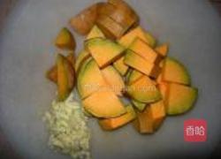白菜南瓜的做法图解1