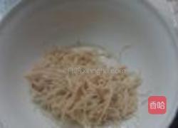 金针菇拌豇豆的做法图解1