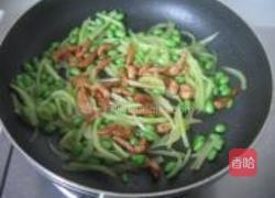 瓜皮肉丝炒毛豆的做法图解8