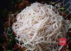 腊肉炒面的做法图解4