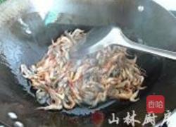 韭菜炒河虾的做法图解4