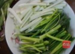 蕌头叶炒蛋的做法图解1