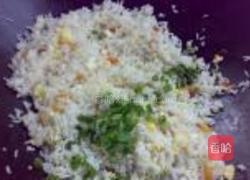 蟹子虾米蛋炒饭的做法图解9