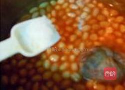 五香花生米的做法图解2