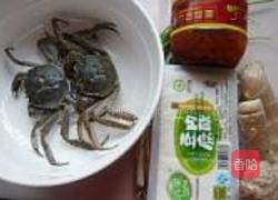 螃蟹辣豆腐的做法图解1