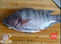 烤罗非的做法图解1