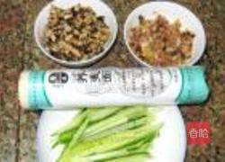香菇炸酱面的做法图解1