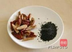红枣黑芝麻粥的做法图解2