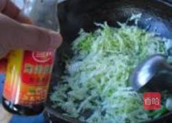 白菜丝热汤面的做法图解5