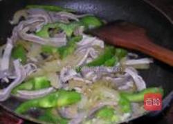 咸菜炒猪肚的做法图解6