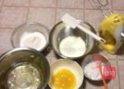 黄桃果酱蛋糕卷的做法图解1