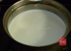 豆沙奶卷的做法图解3