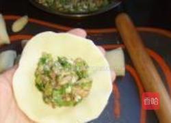 香菜肉馅大包子的做法图解10