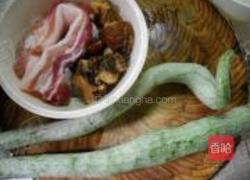 蛇豆香菇肉饺的做法图解1