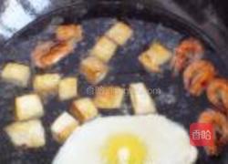 鲜虾油豆腐汤面的做法图解3