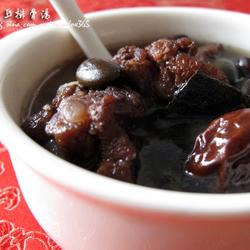 杜仲黑豆排骨汤的做法[图]