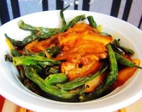 干豆角炖粉条五花肉