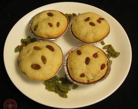 葡萄干麦芬蛋糕