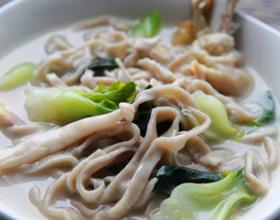 荞麦鸡蛋手擀面