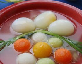 彩蔬鸽蛋汤